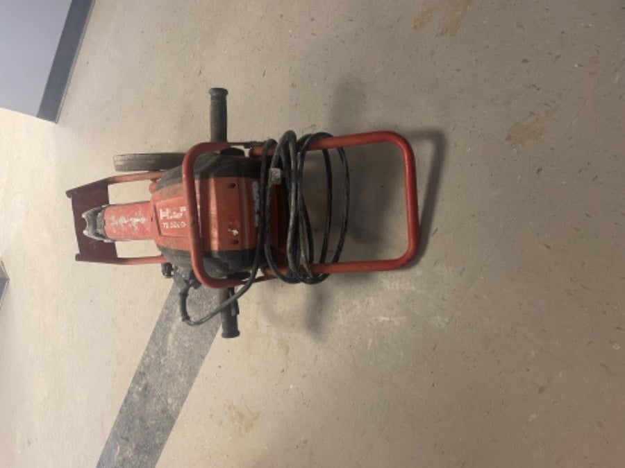 2019 HILTI TE 3000-AVR