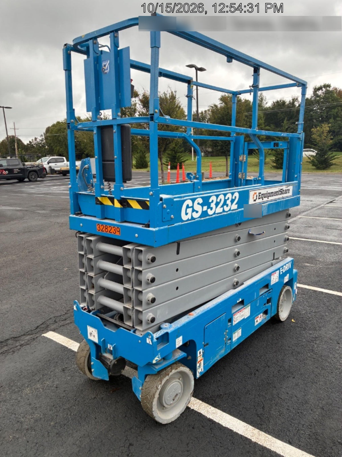 2023 GENIE GS-3232