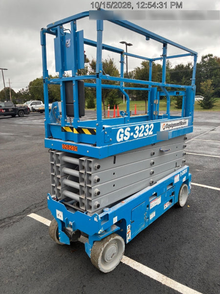 2023 GENIE GS-3232