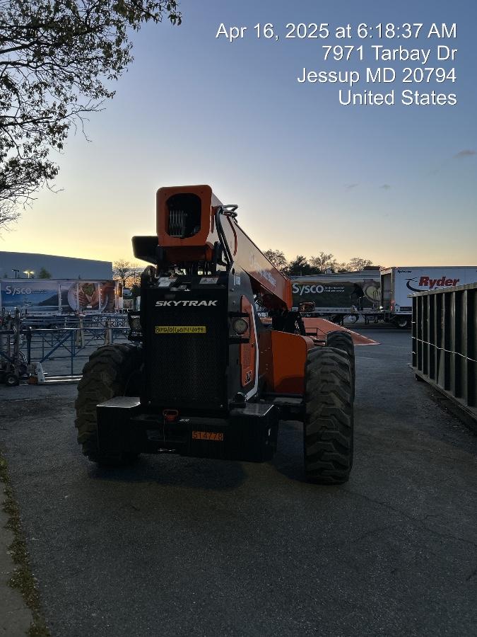 2025 SKYTRAK 8042