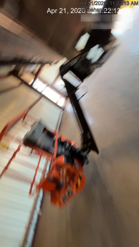 2025 JLG E300AJP