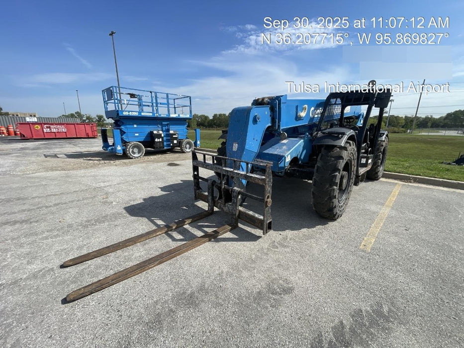 2019 Genie GTH-844 GTH-844 w/Open ROPS, FF Tires, beacon/work lights, 60" carriage/forks