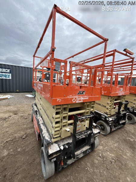 2025 JLG ES3246