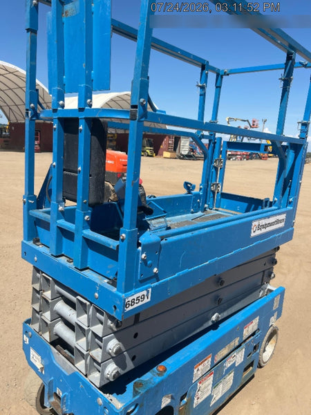 2020 Genie GS-1930 Solid Non Marking Tires, Beacon, Folding rails with half height swing gate, 800W Inverter