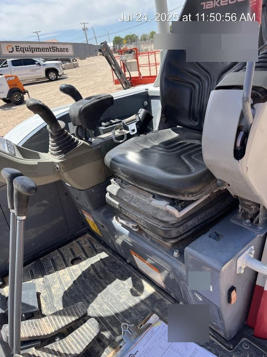 2021 TAKEUCHI TB235-2R