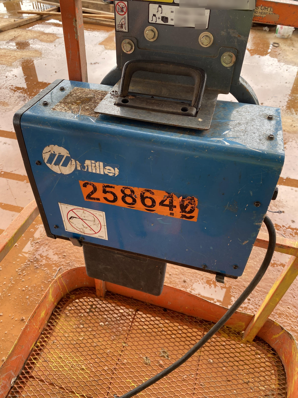 2022 MILLER ELECTRIC CST-282