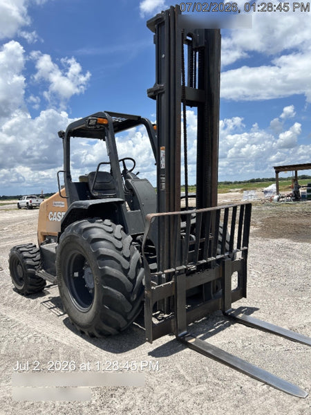 2022 CASE 586H