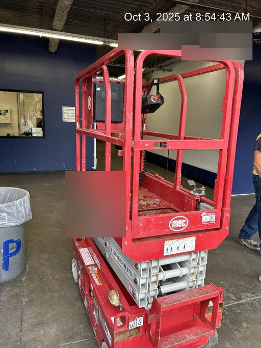 2020 MEC 1330SE Solid NM Tires, Steel Swing out Doors, LCS, Beacon, 900W Inverter