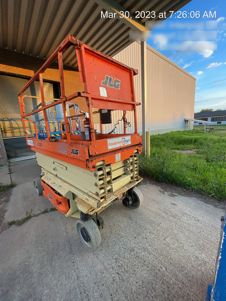 2016 JLG 3246ES