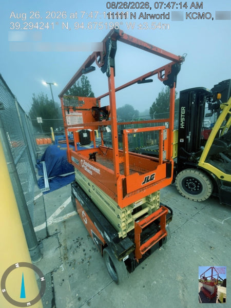 2023 JLG ES1932
