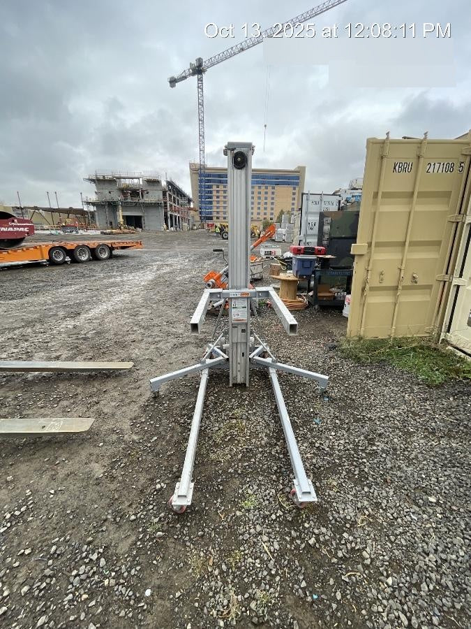 2019 GENIE SLC-24