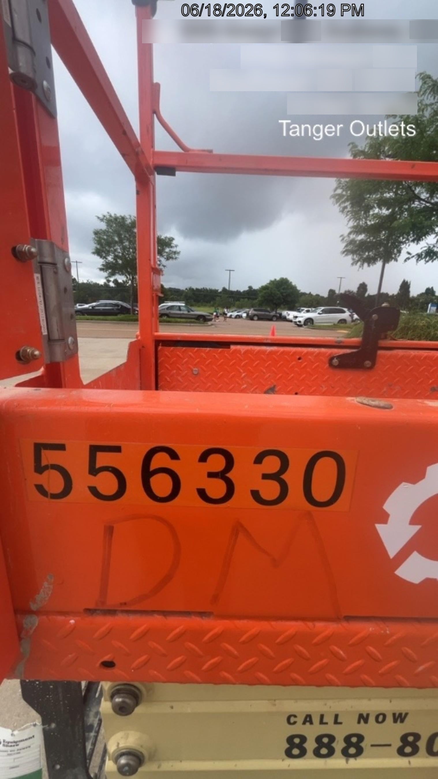 2025 JLG ES1932