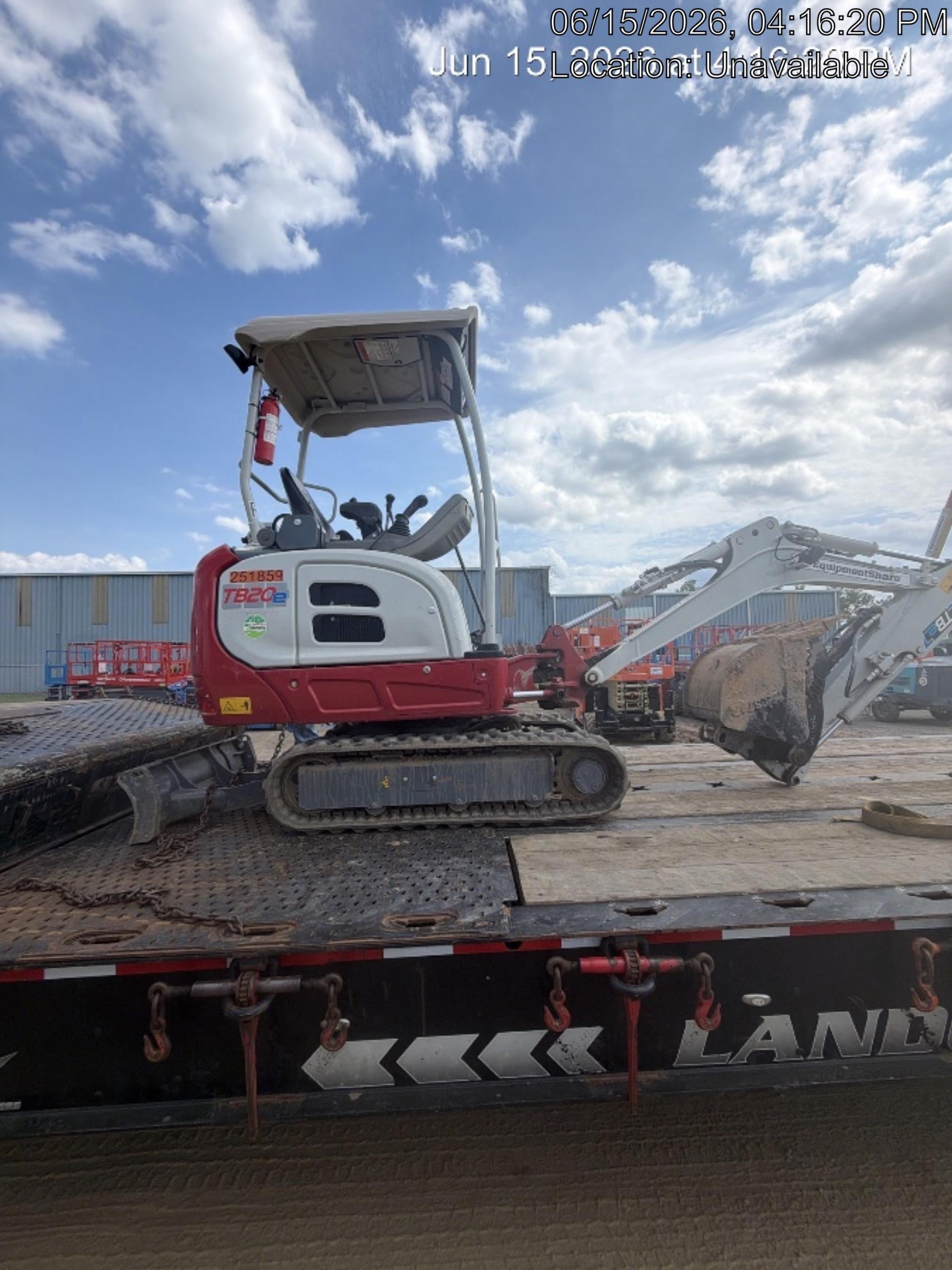 2022 TAKEUCHI TB20e