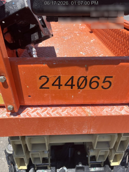 2022 JLG ES2632