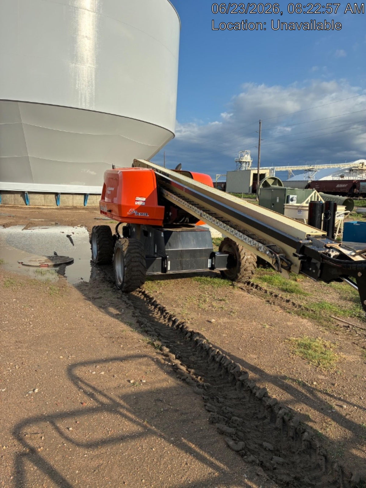 2025 JLG 660SJ
