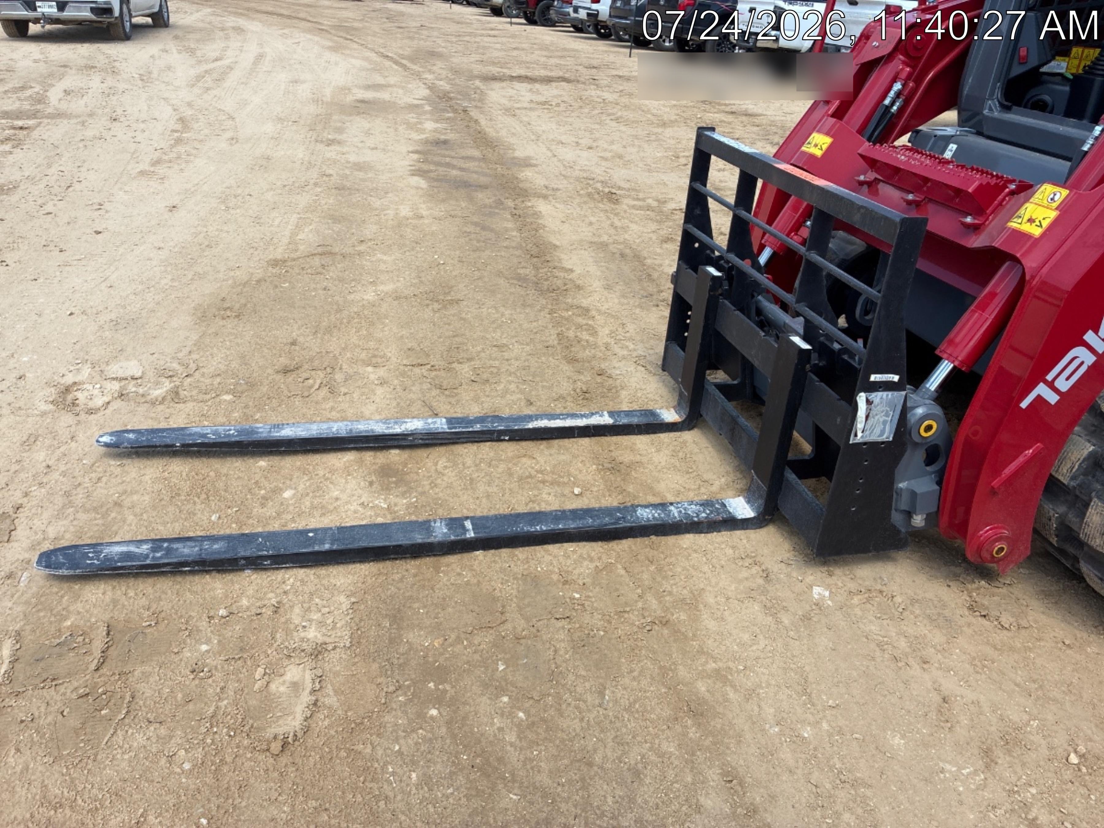2026 ARROW MATERIAL HANDLING 72" Pallet Forks - Arrow