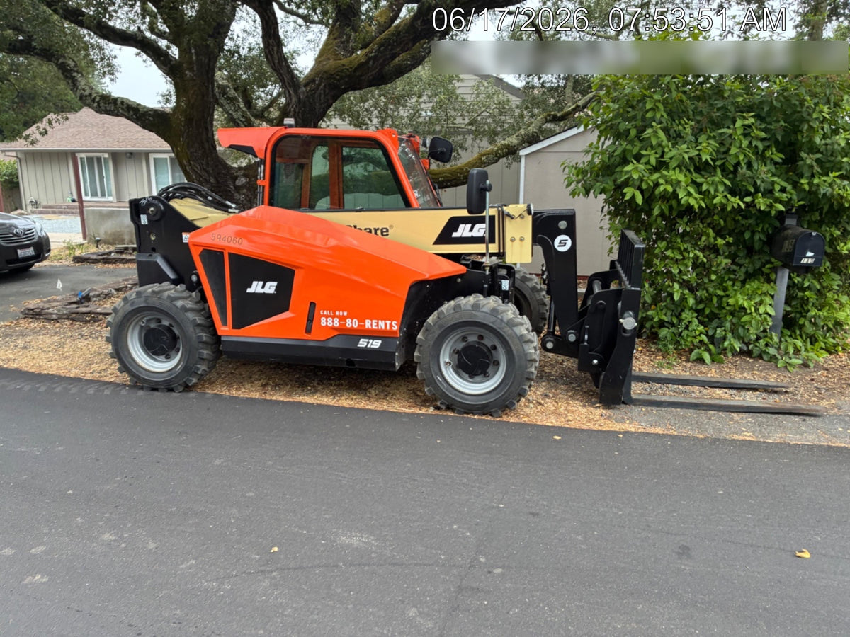 2025 JLG 519