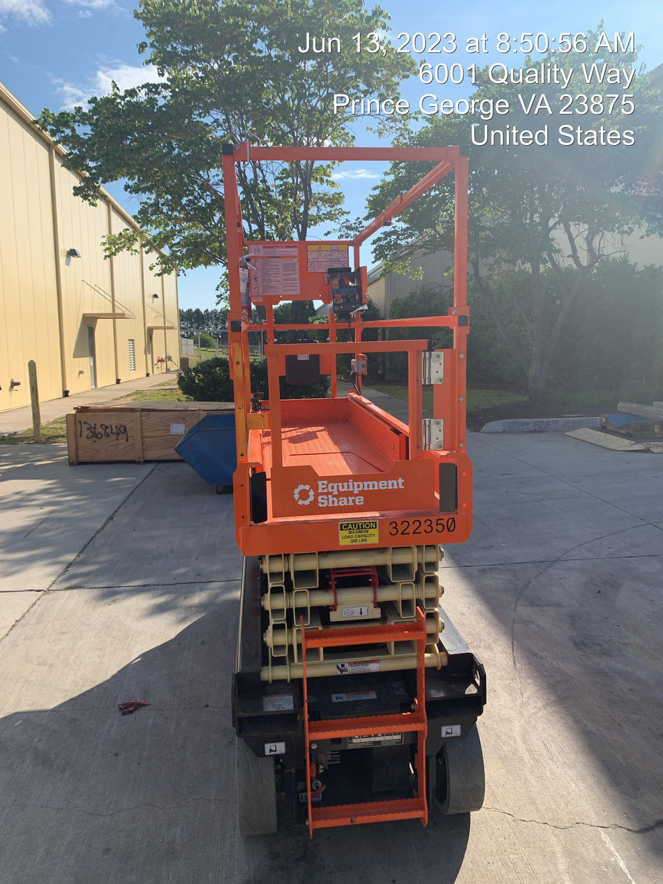 2023 JLG ES2632