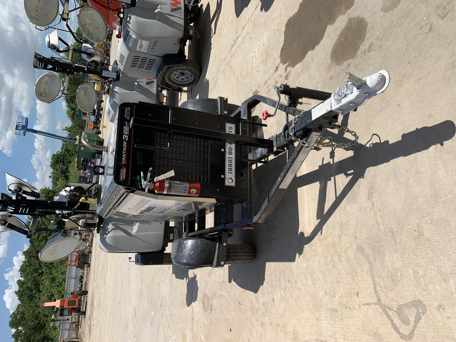 2019 Lincoln Electric Vantage 322 Welder Ready-Pak 3, Two wheel trailer, Fender and Light kit, Cable Rack