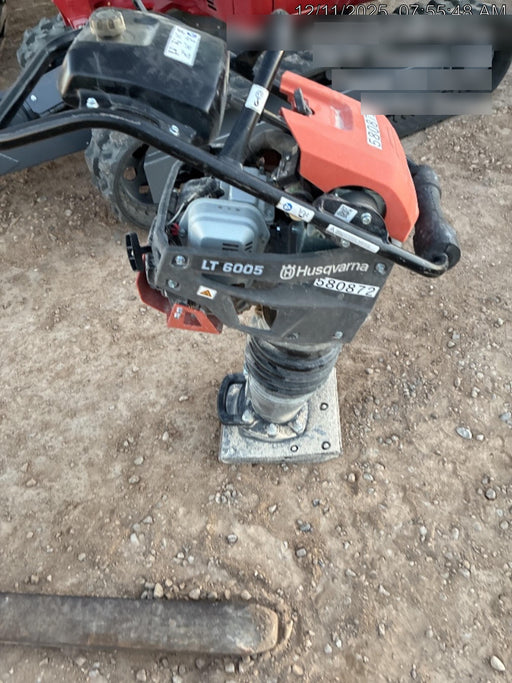 2025 HUSQVARNA LT6005