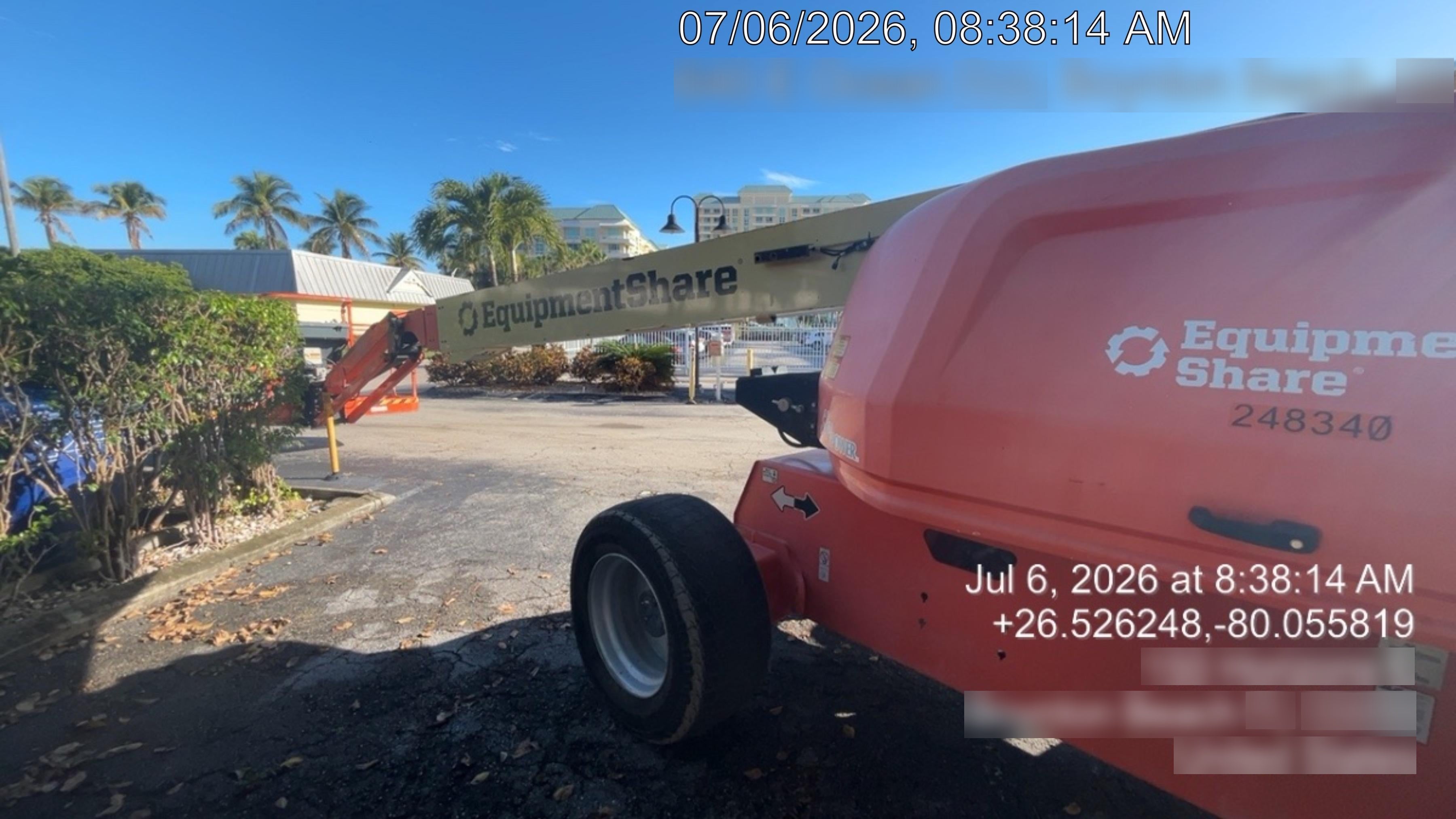 2022 JLG 660SJ