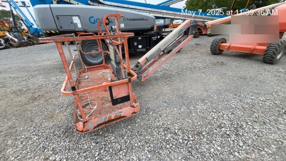 2019 JLG 460SJ