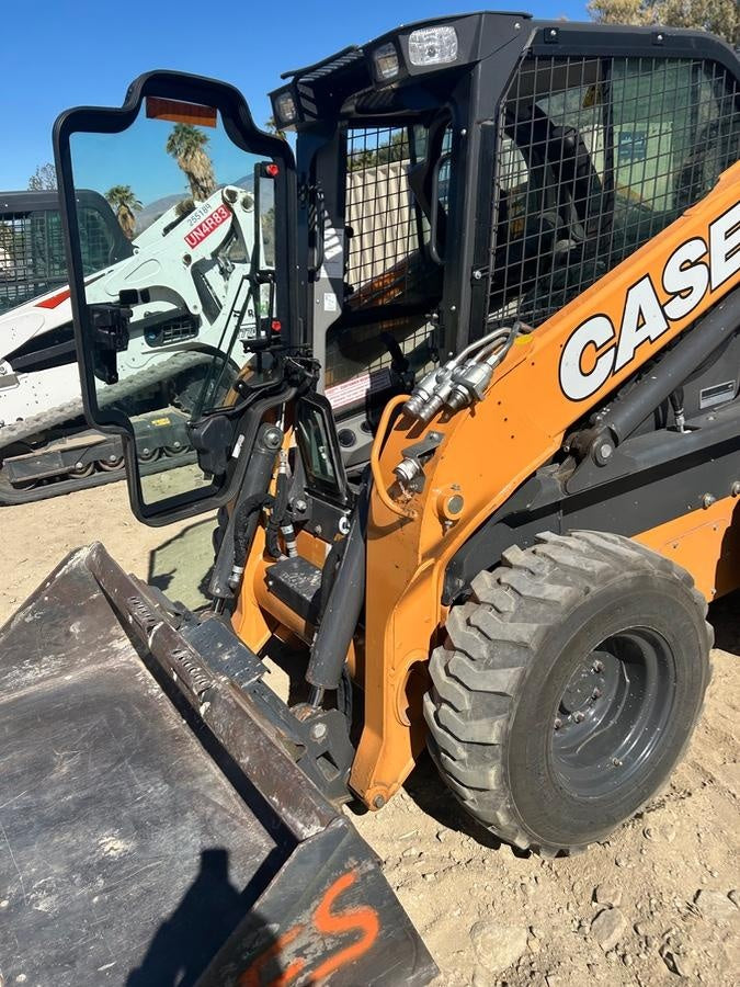 2023 CASE SV280