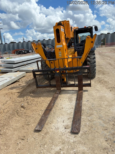 2023 JCB 510-56