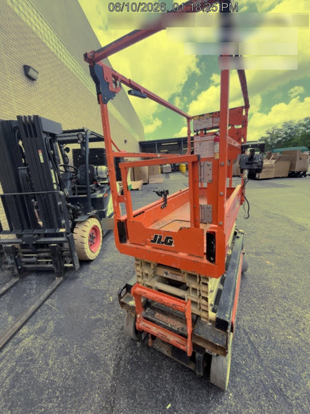 2022 JLG ES1932