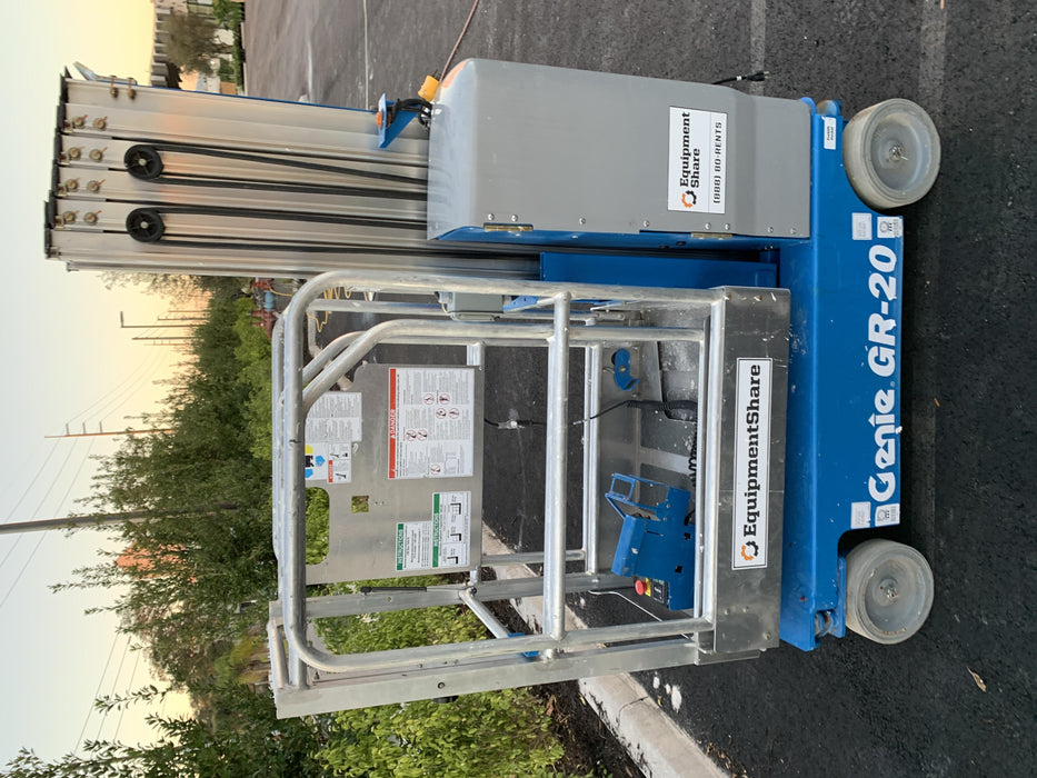 2019 GENIE GR-20