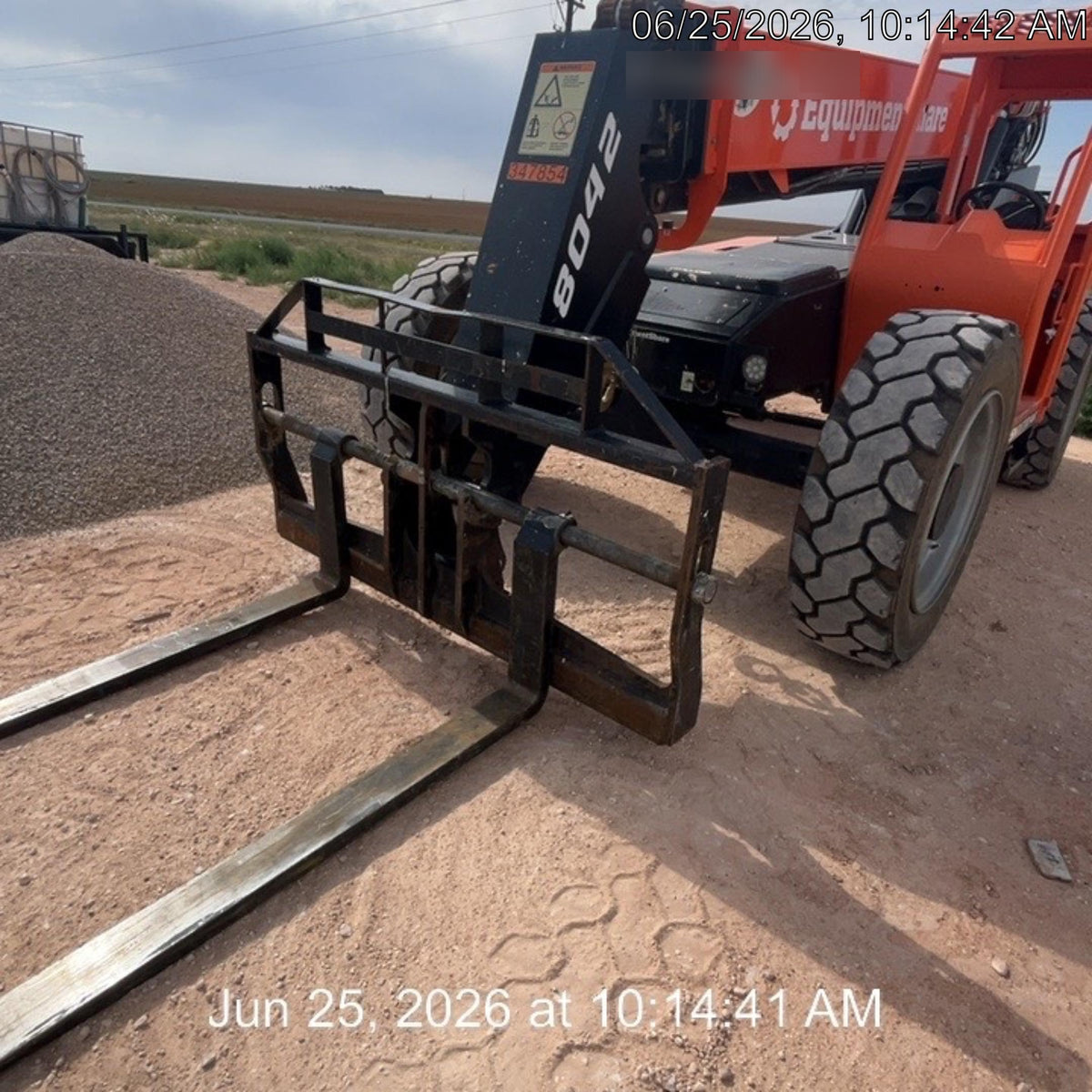 2023 SKYTRAK 8042