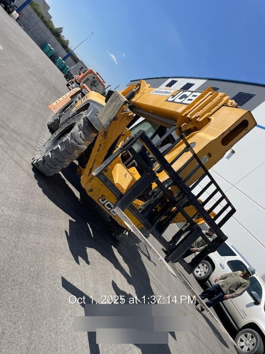 2020 JCB 512-56 Canopy, 74Hp, Solid Tires, Work Lights, Beacon, Aux Hydraulics, Back up Alarm, Lifting Eye, ES Decals