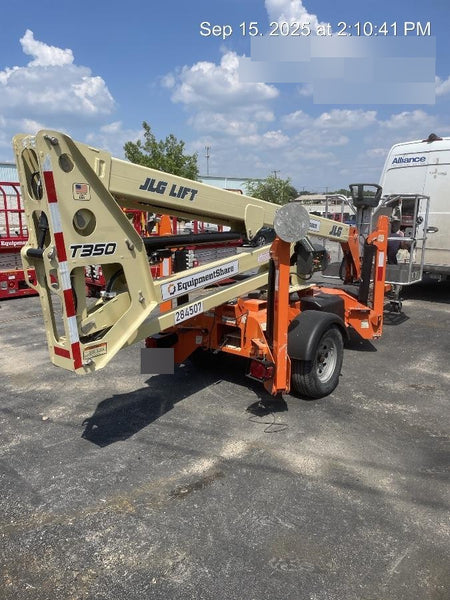2022 JLG T350