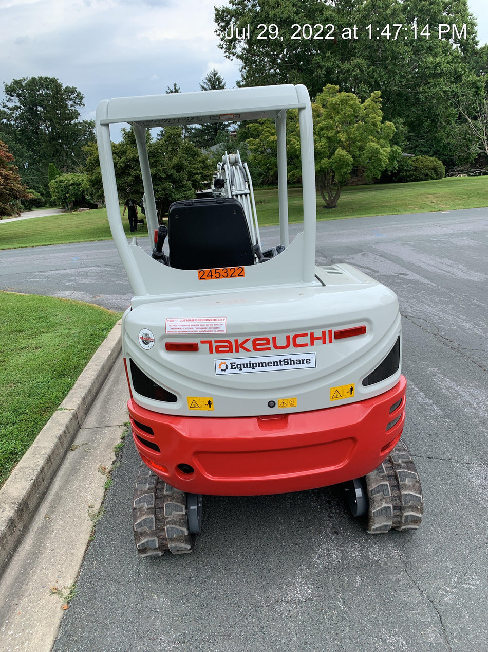 2022 TAKEUCHI TB235-2R