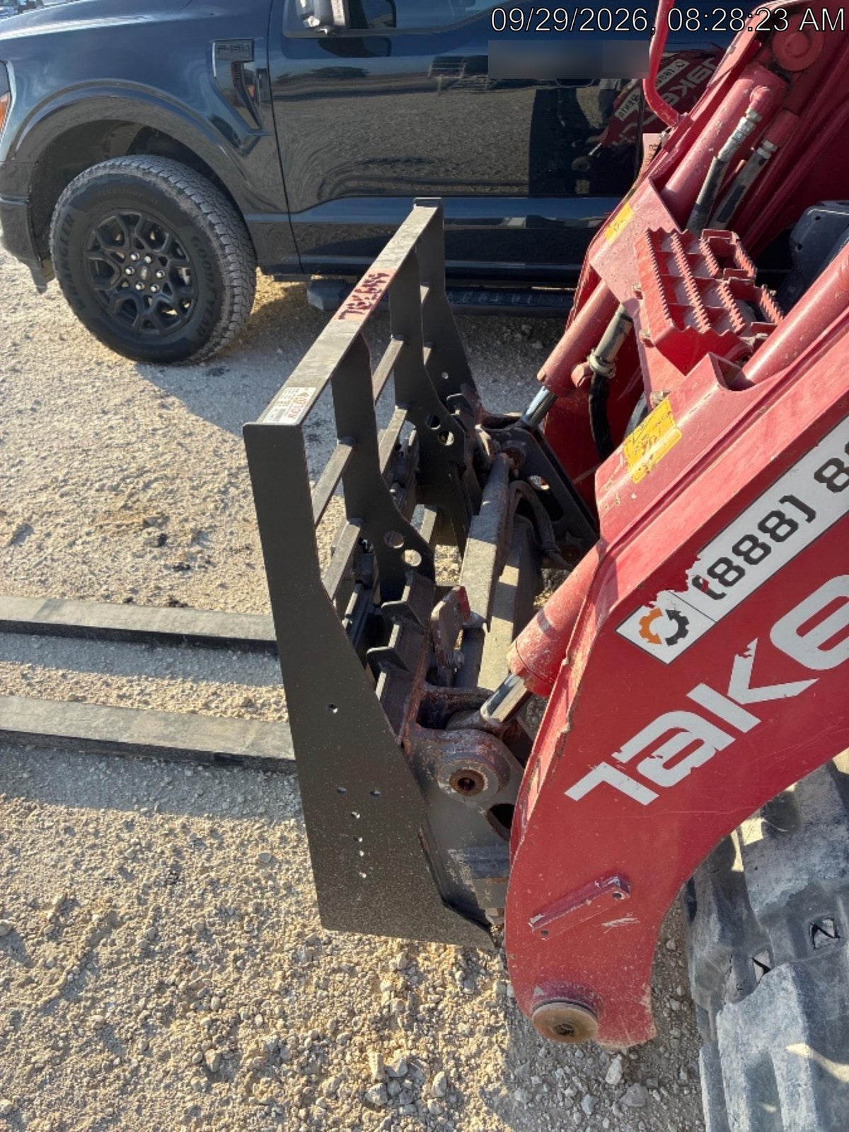 2026 ARROW MATERIAL HANDLING 72" Pallet Forks - Arrow