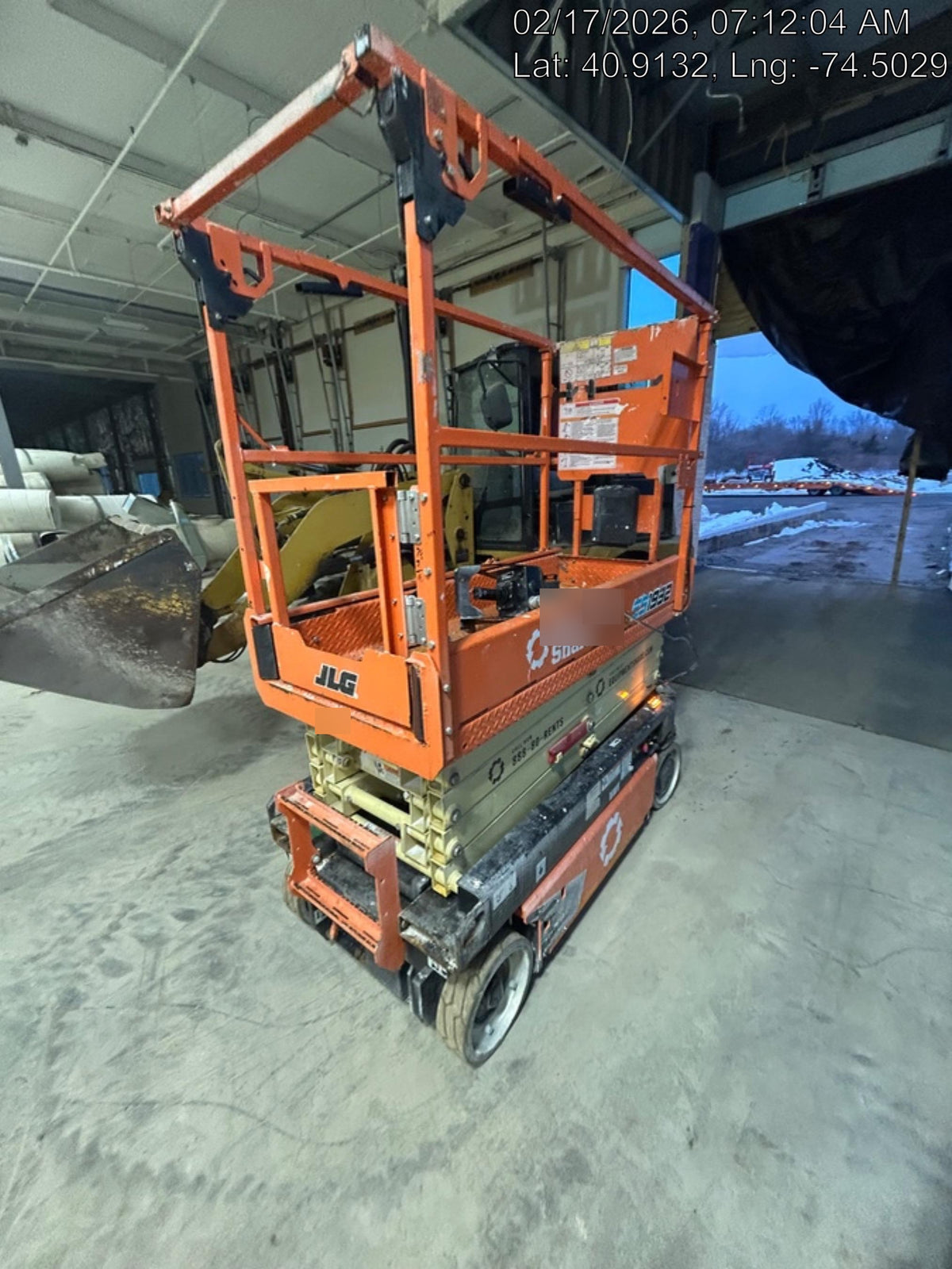 2022 JLG ES1932