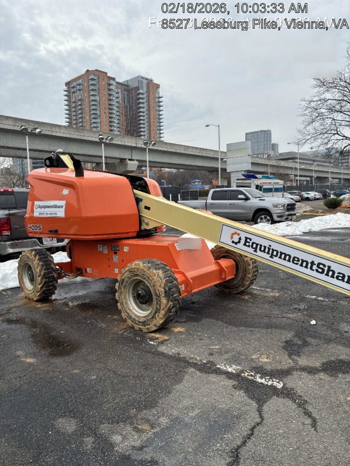2021 JLG 400S