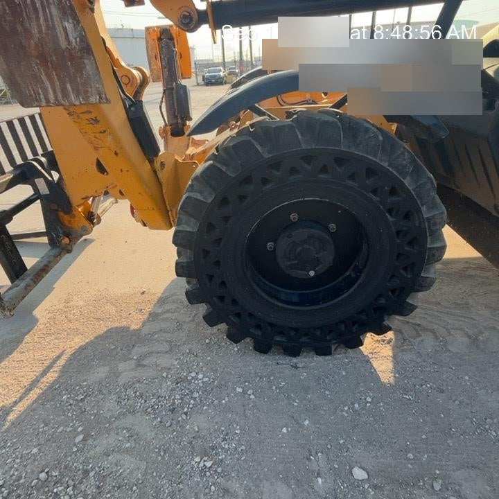 2019 JCB 510-56 Open ROPS, 74 HP, Solid Tires, Worklights, Beacon, Aux Hydraulics, Lifting Eye 72" Carriage/60" Forks