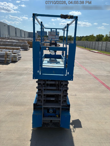 2023 GENIE GS-3232