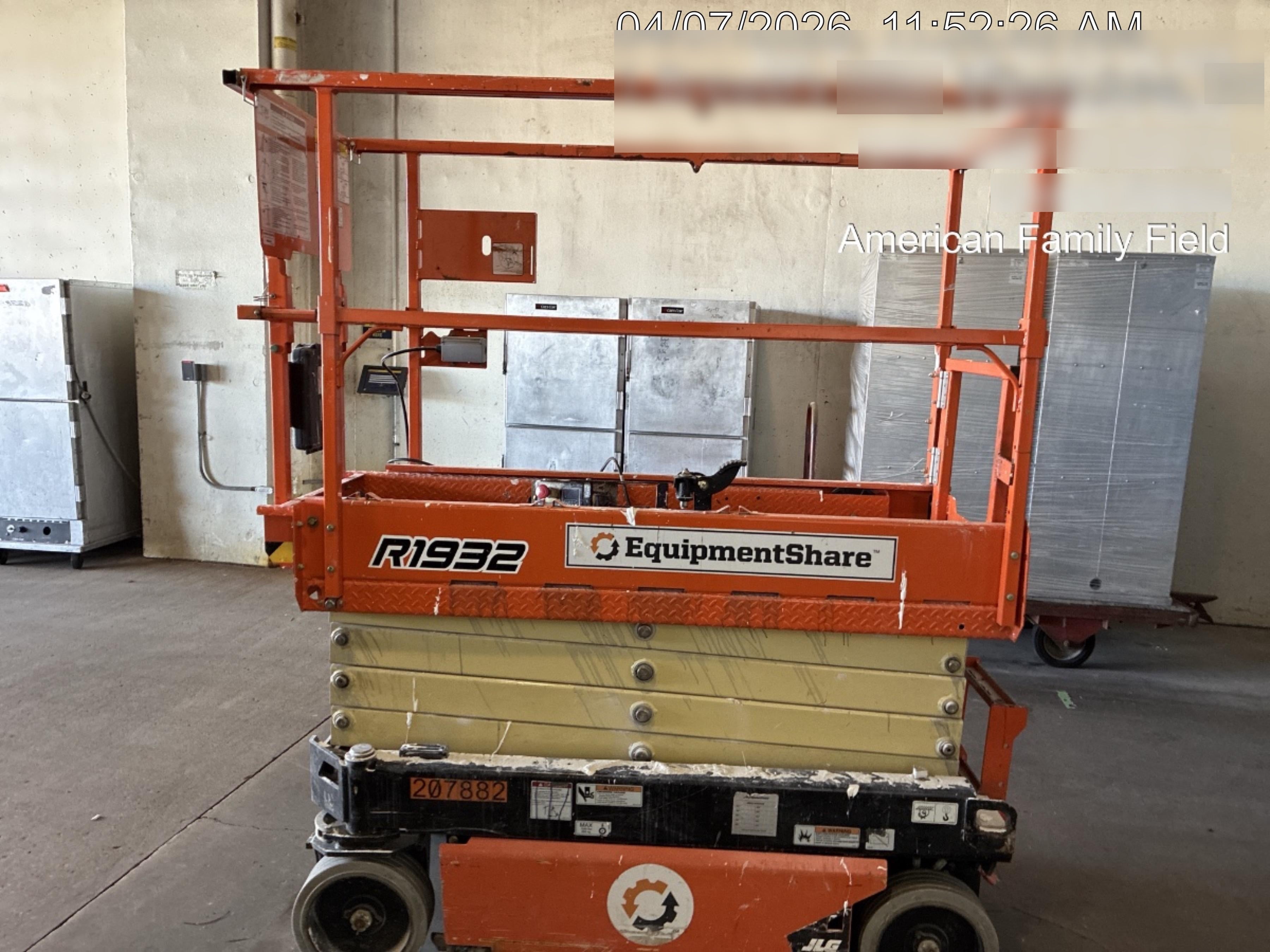 2022 JLG R1932