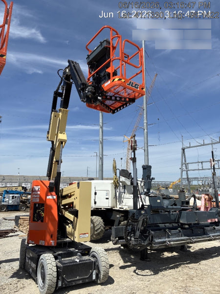 2025 JLG E300AJP