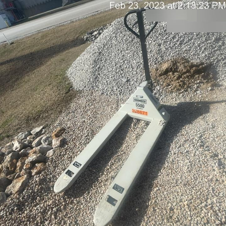 2022 STRONGWAY 5500 lb Pallet Jack