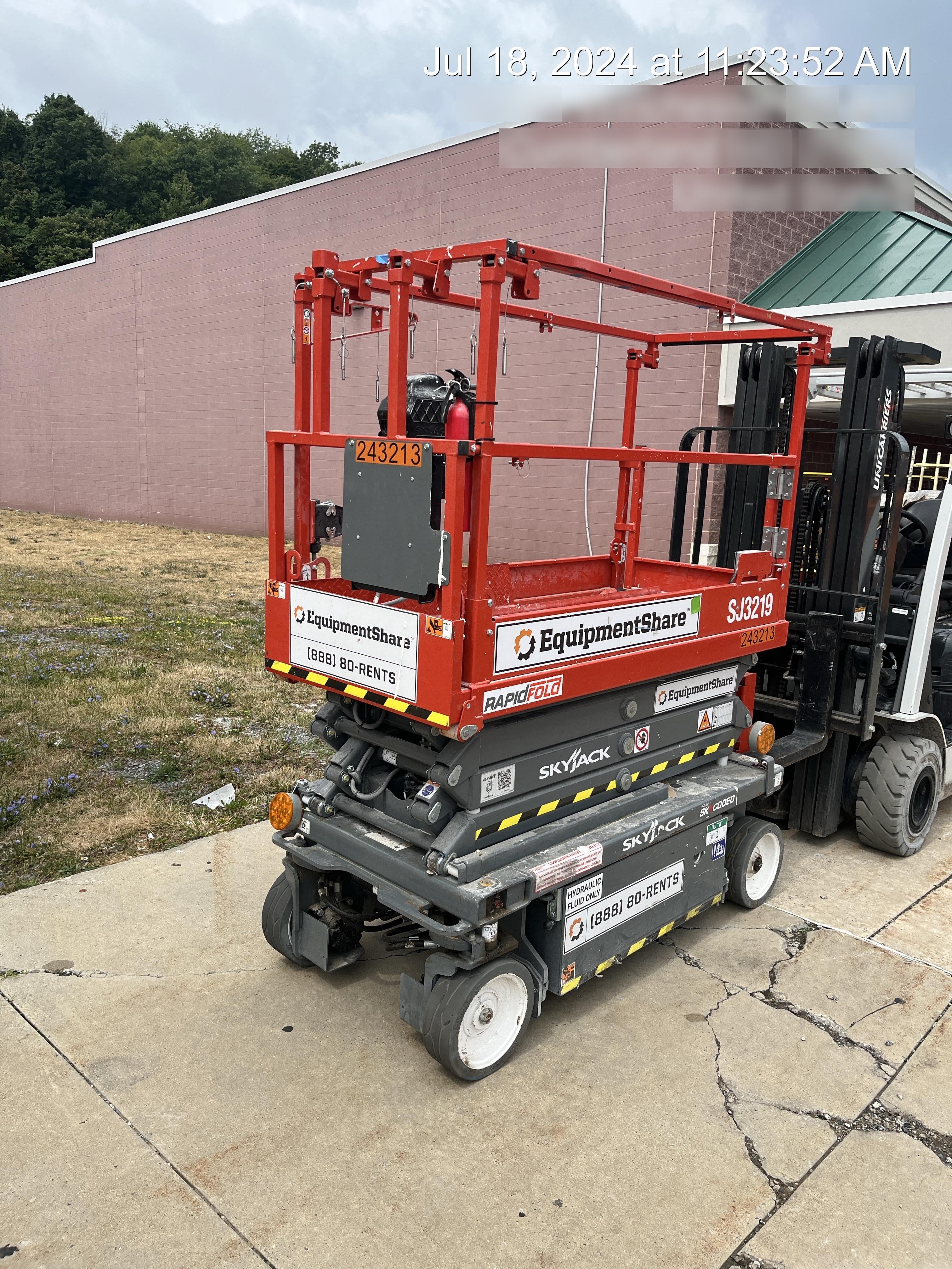 2022 SKYJACK SJ3219