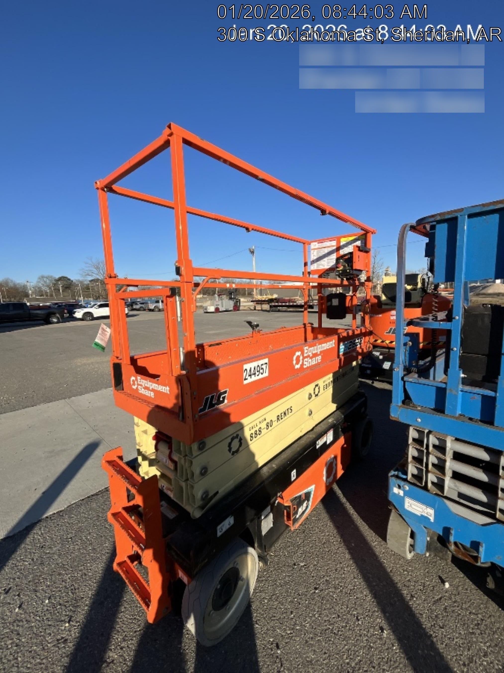 2022 JLG ES2632