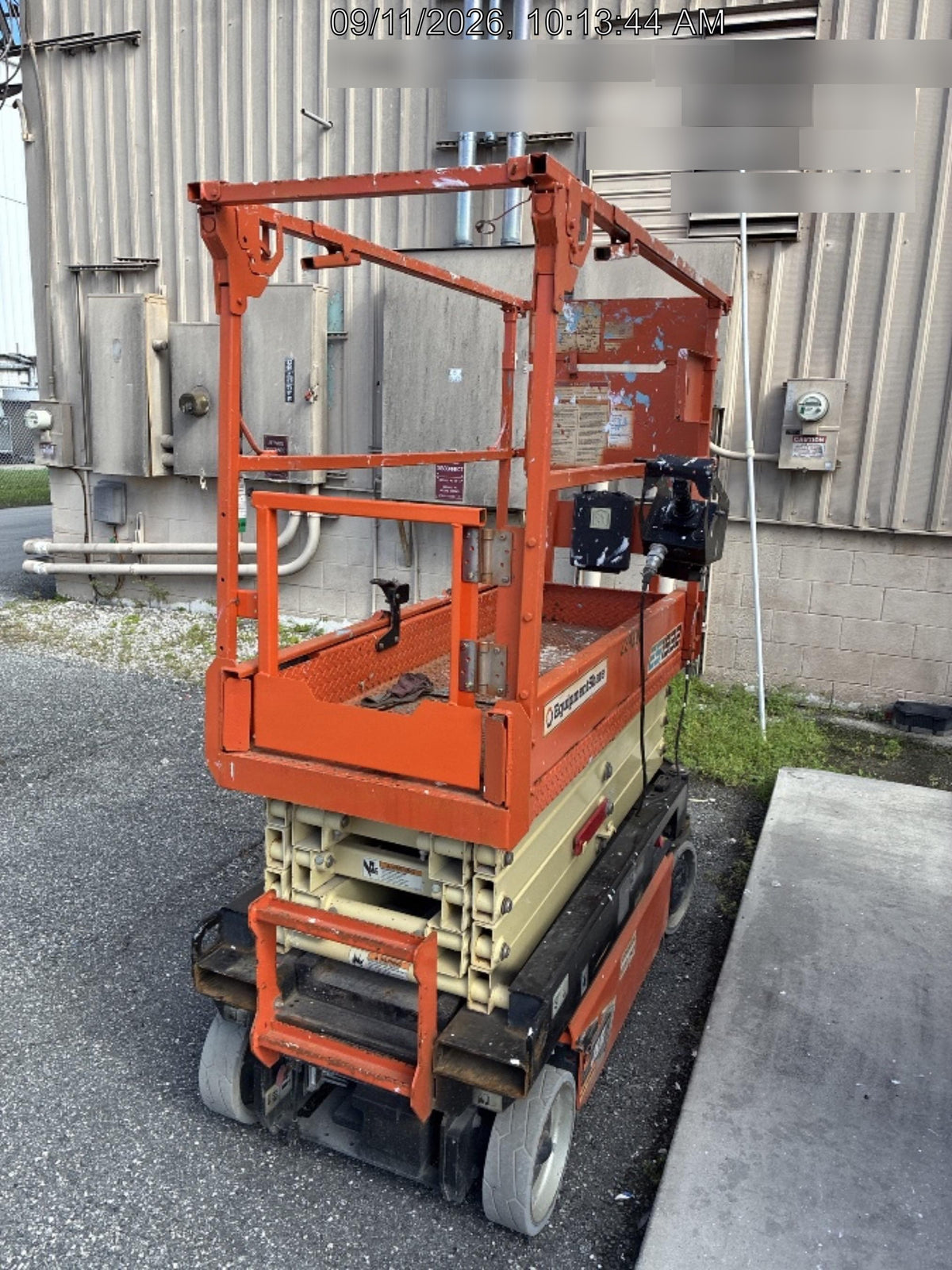 2022 JLG ES1932