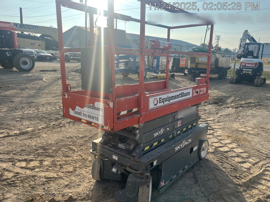 2019 Skyjack SJIII-3219 Standard Options, Trojan Batteries