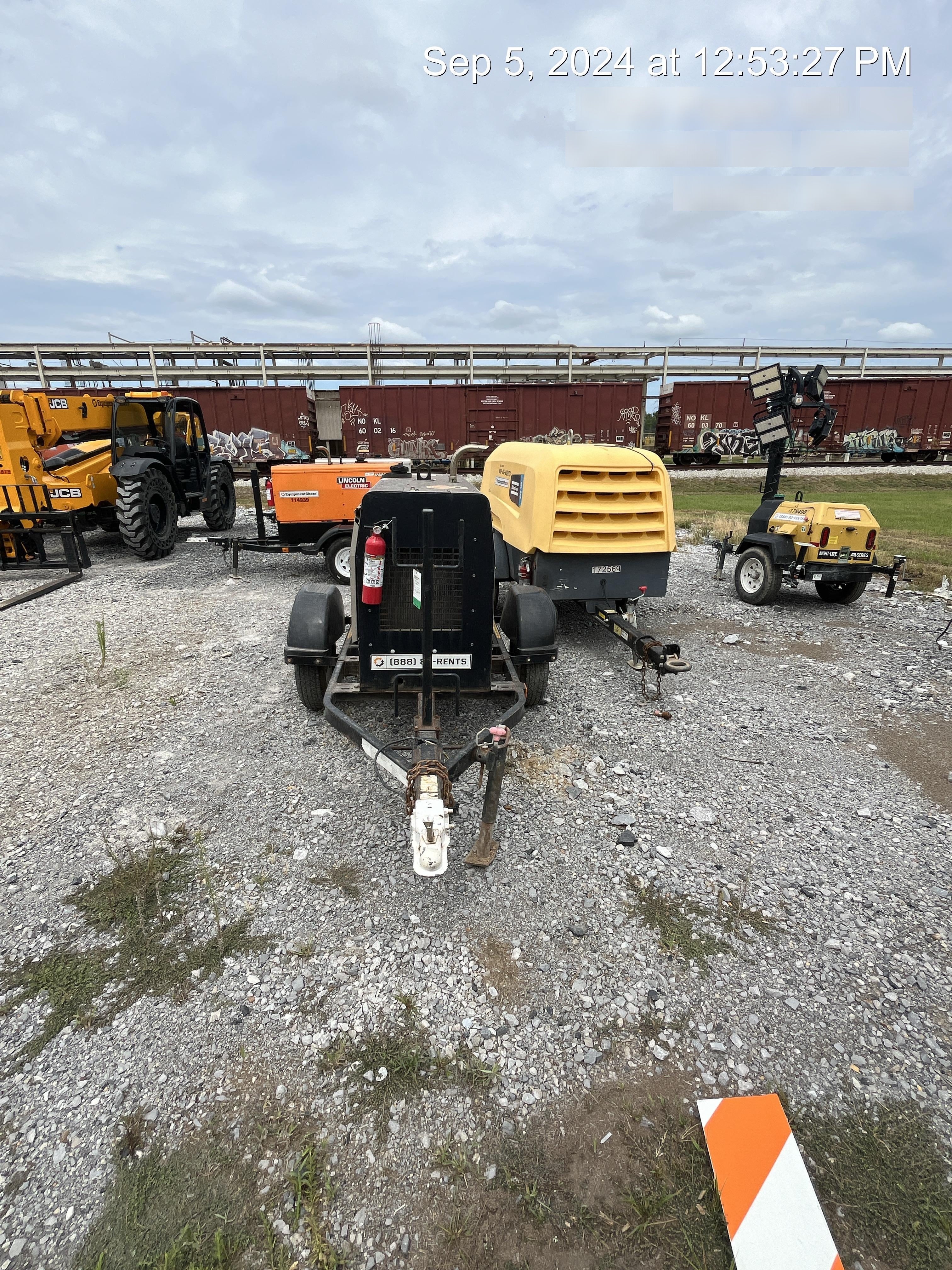 2019 Lincoln Electric Vantage 322 Welder Ready-Pak 3, Two wheel trailer, Fender and Light kit, Cable Rack