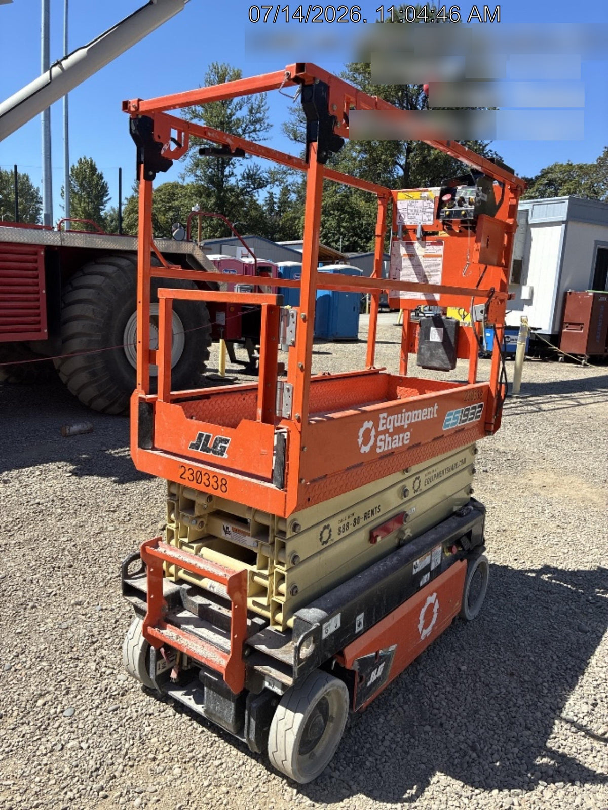 2022 JLG ES1932