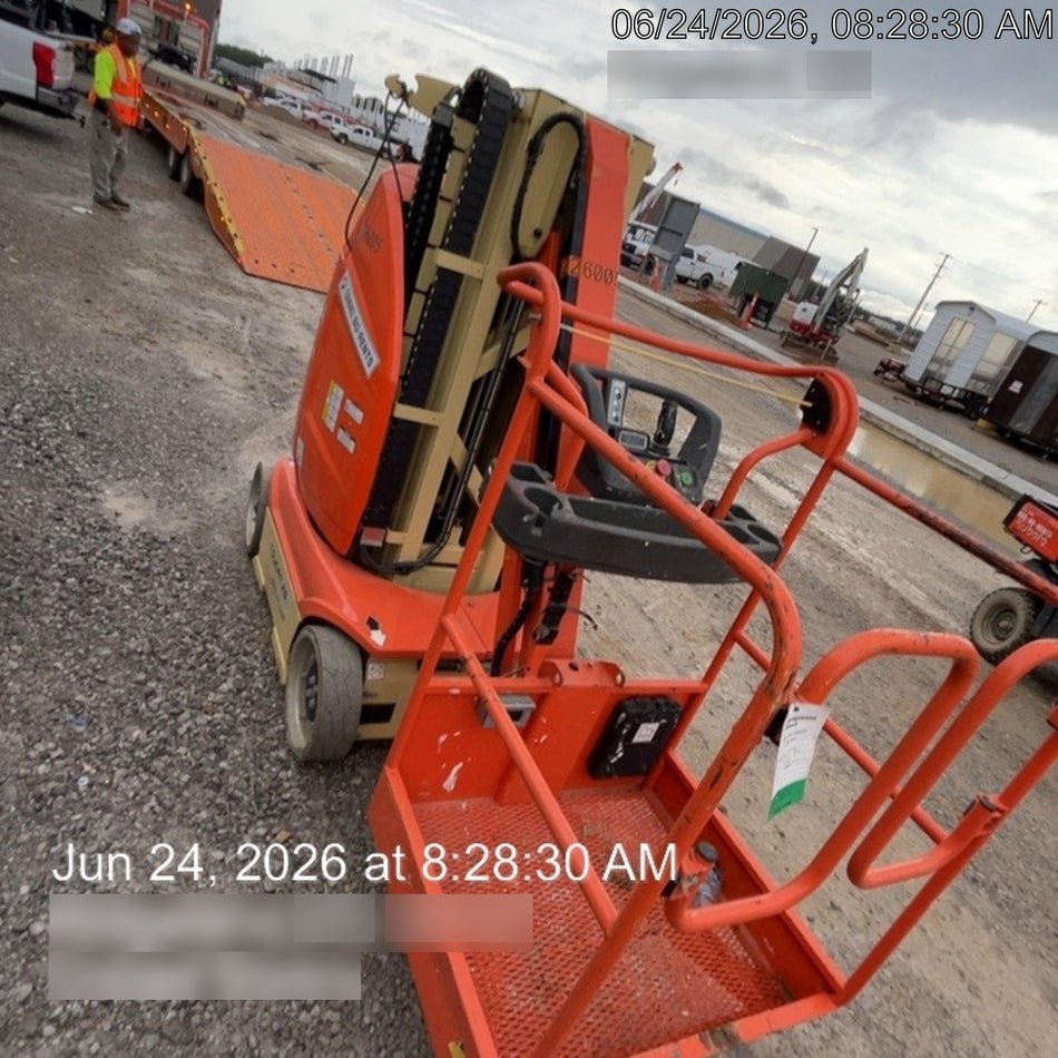 2022 JLG 26E