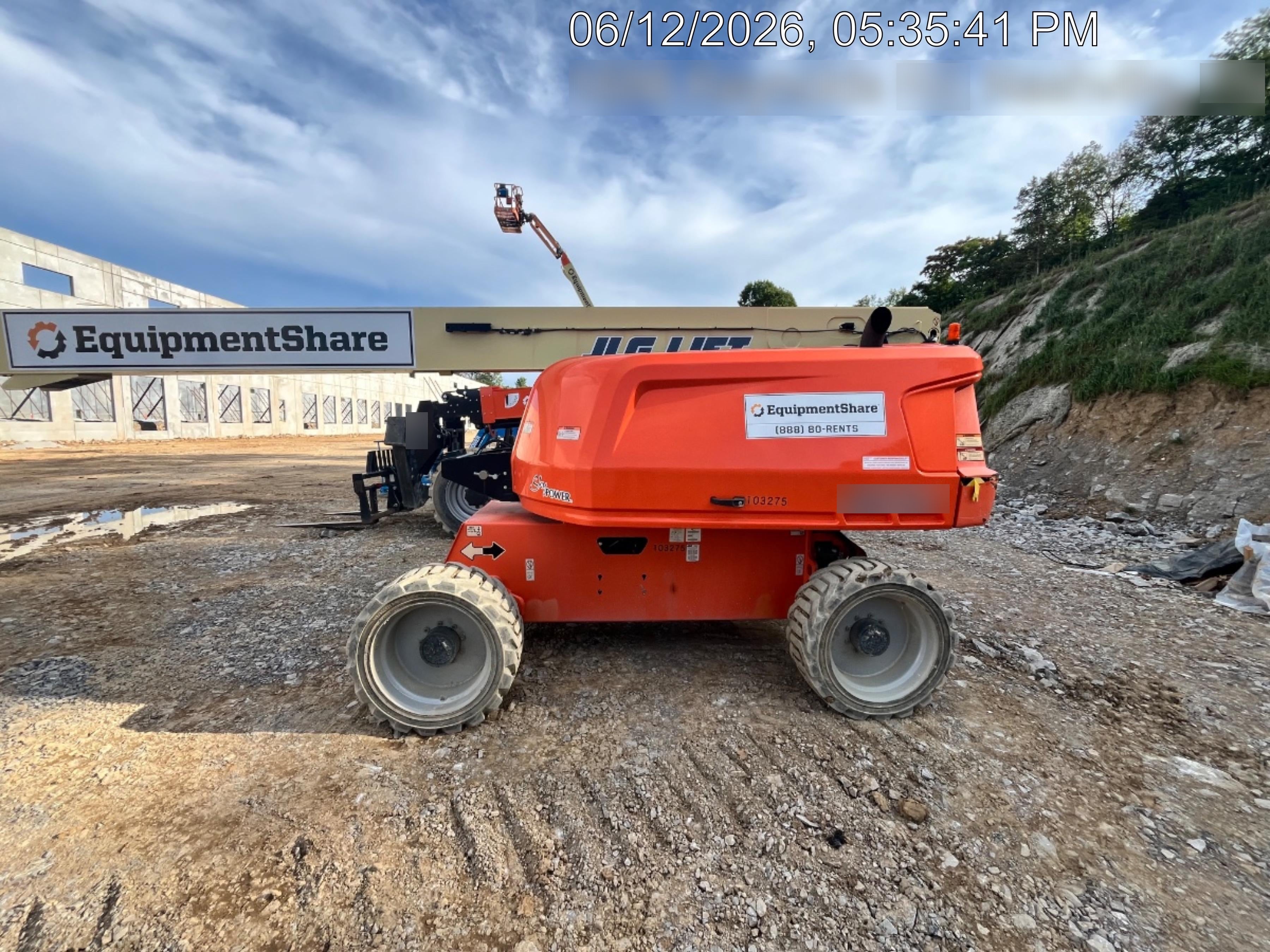 2020 JLG 660SJ
